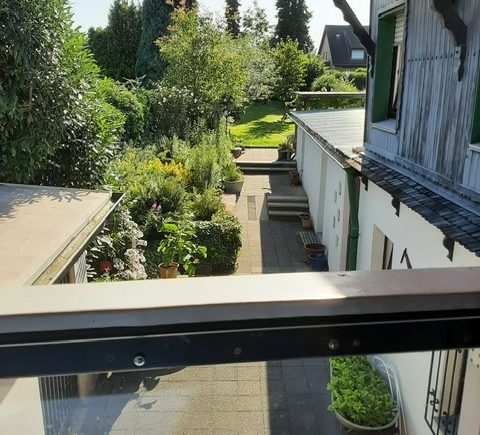 Blick vom geschützten Sonnenbalkon